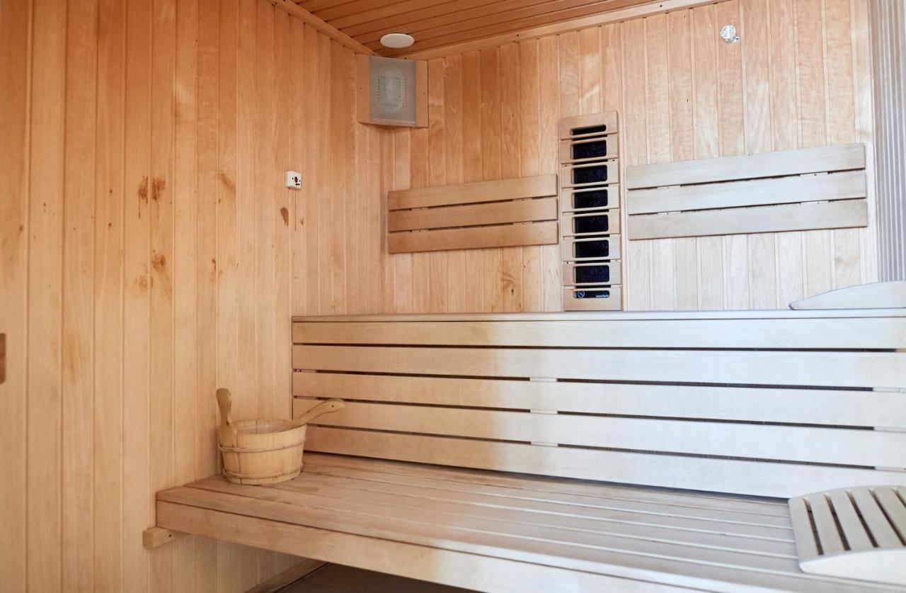 Sara Blu Apartment Spa And Pool Beach Resort Mamaia Exterior photo