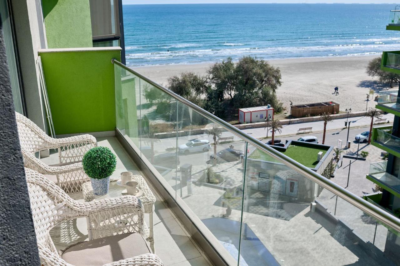 Sara Blu Apartment Spa And Pool Beach Resort Mamaia Exterior photo