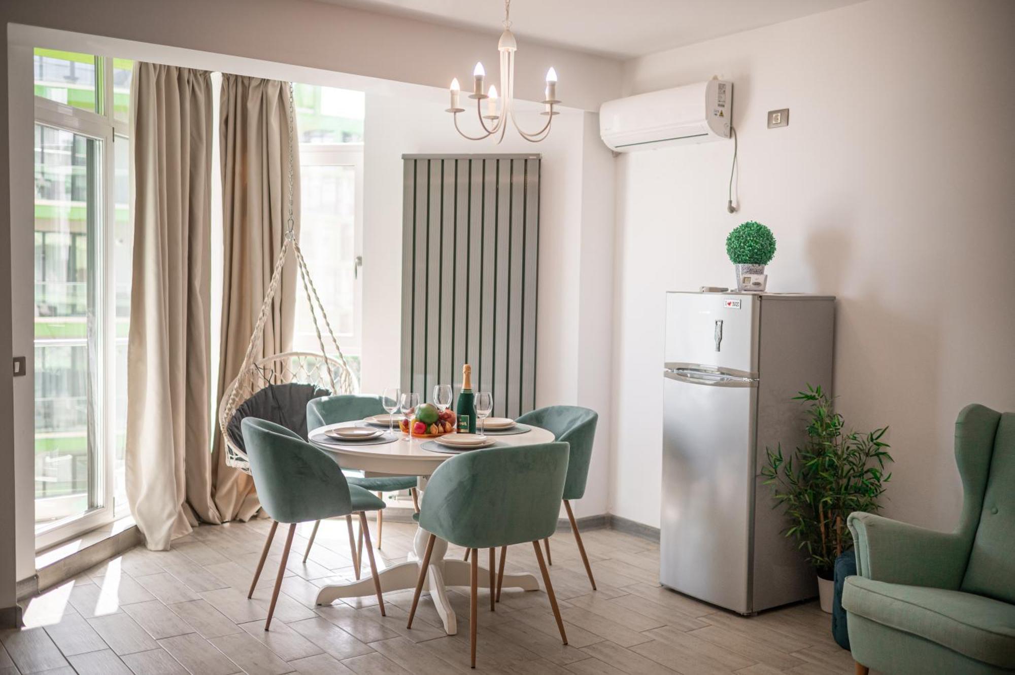 Sara Blu Apartment Spa And Pool Beach Resort Mamaia Exterior photo